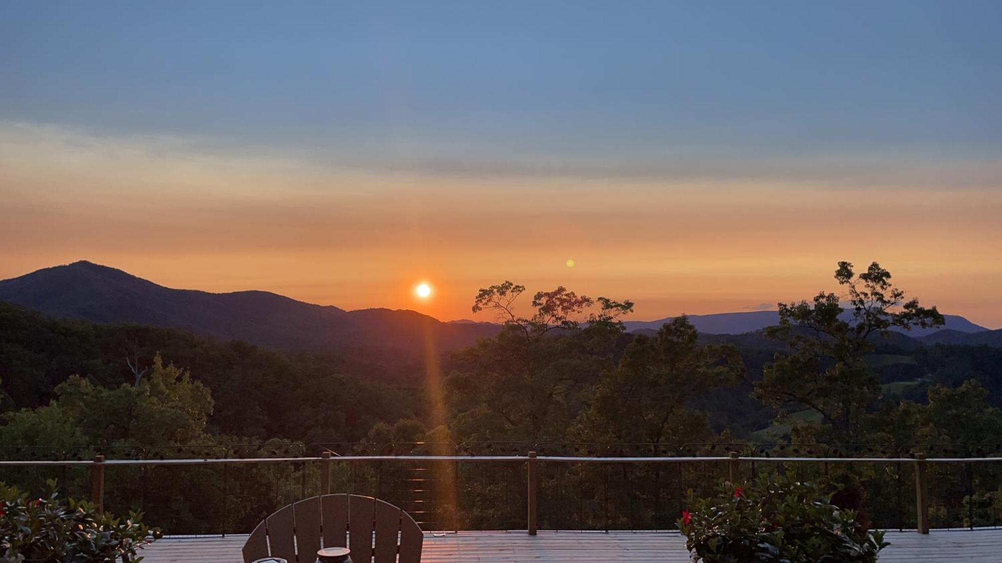Smoky Best - Glowing Twilight Pigeon Forge Luaran gambar